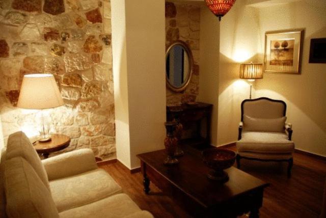 Korina Gallery Hotel Вати Экстерьер фото