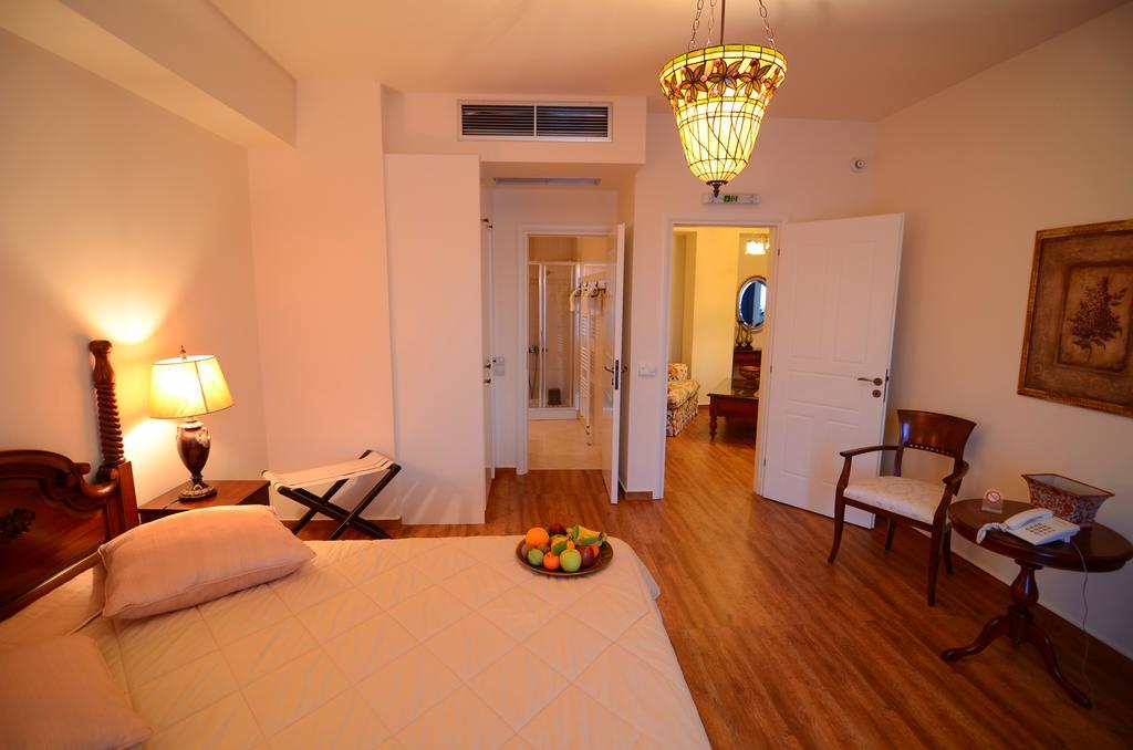 Korina Gallery Hotel Вати Экстерьер фото