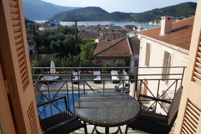 Korina Gallery Hotel Вати Номер фото
